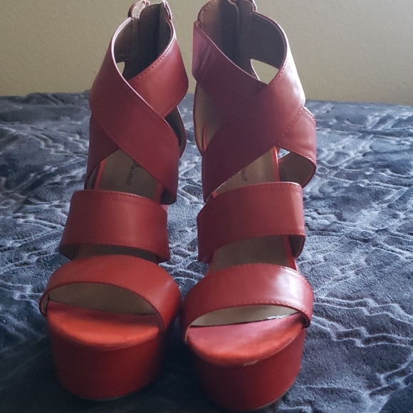 Micheal Antonio chunky strappy heels - Picture 12 of 14